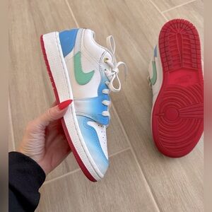 Size 5 Nike Air Jordan 1 Low SE. Worn once White/University Blue/Game Royal